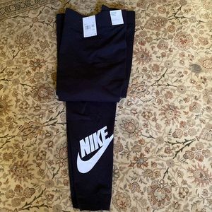 Nike plus size leggings 2x NWT